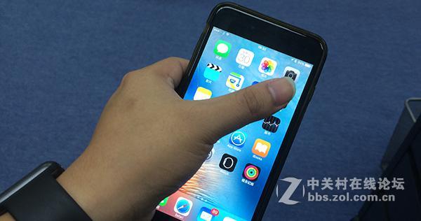 5.5寸的iPhone单手操作照样用得超爽