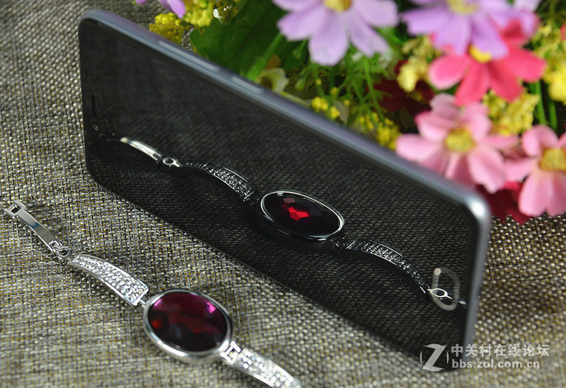 ＃颜值加速度＃千元机颜值担当——魅蓝3精美图赏