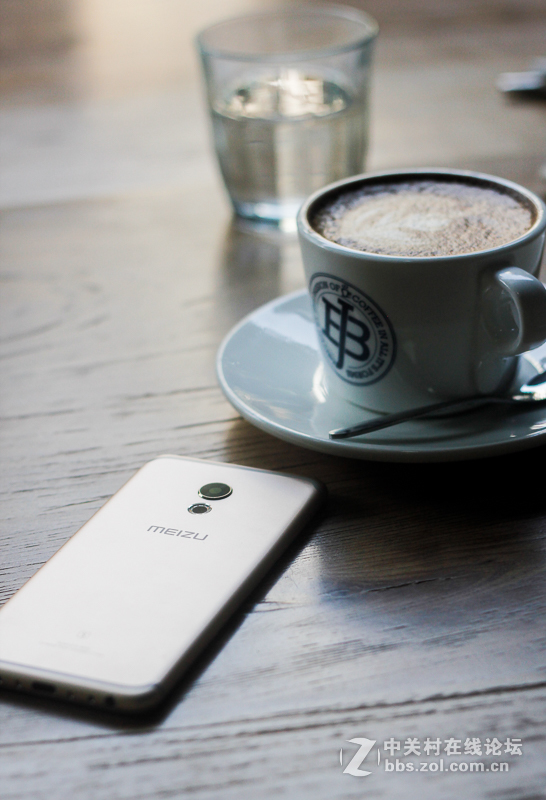 ＃魅族PRO 6s试用＃一直被模仿从未被超越，最美旗舰魅族PRO 6s外观鉴赏