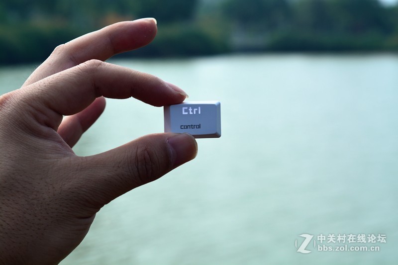 雷柏也出轻薄轴了，MT500办公机械键盘、VM300蓝牙游戏耳机上手体验