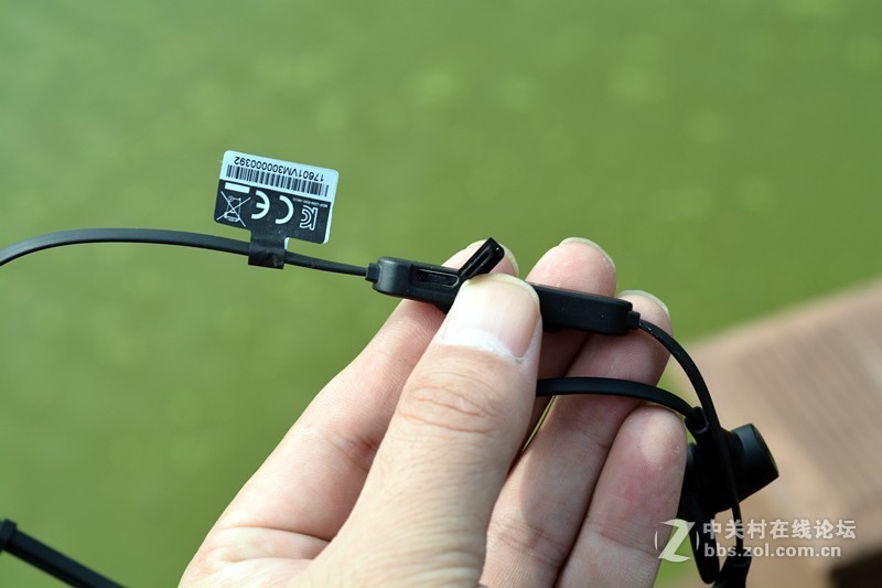 雷柏也出轻薄轴了，MT500办公机械键盘、VM300蓝牙游戏耳机上手体验