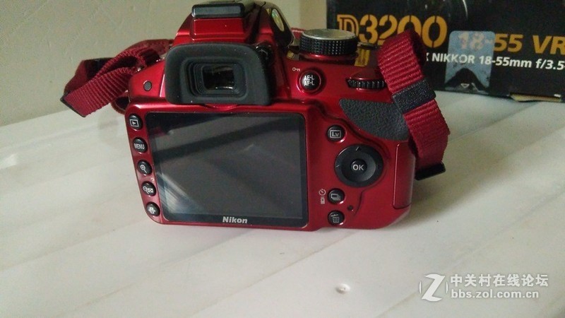 尼康D3200单反 红色限量版 箱说全95新