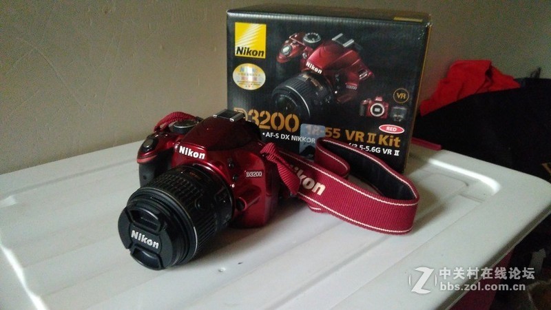尼康D3200单反 红色限量版 箱说全95新