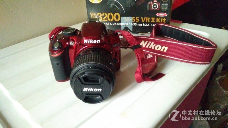 尼康D3200单反 红色限量版 箱说全95新