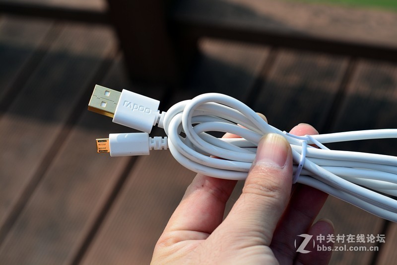 雷柏也出轻薄轴了，MT500办公机械键盘、VM300蓝牙游戏耳机上手体验