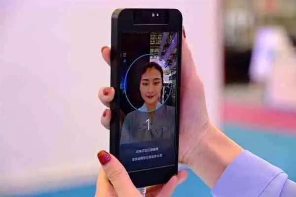 Vivo Xplay7曝光！全面屏+最新黑科技！