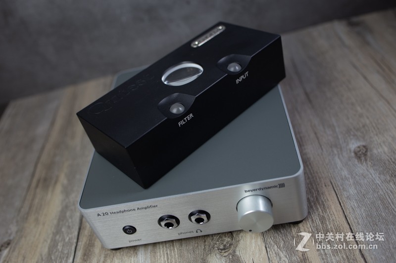 一坨不简单的铁块：体验和弦CHORD Qutest解码器