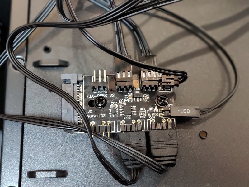 装机那些事之机箱篇十四：进击的鲁班 鲁班3豪华版上机体验