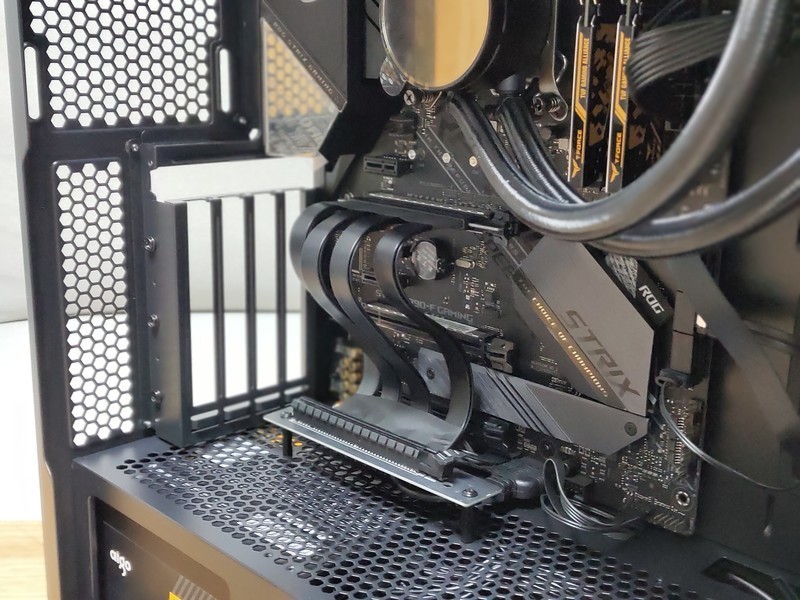 装机那些事之机箱篇十四：进击的鲁班 鲁班3豪华版上机体验