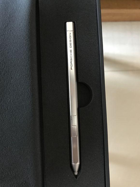 年轻人的第一次败家，保时捷笔记本开箱