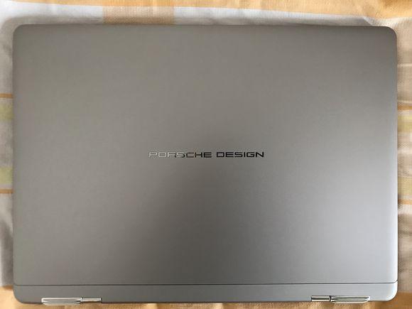 年轻人的第一次败家，保时捷笔记本开箱