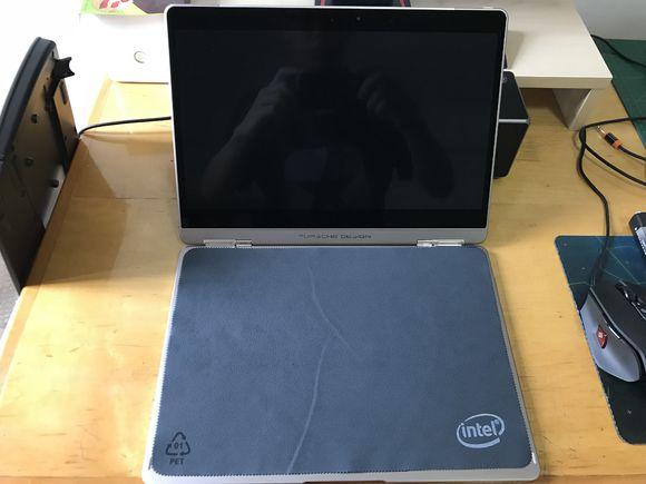 年轻人的第一次败家，保时捷笔记本开箱