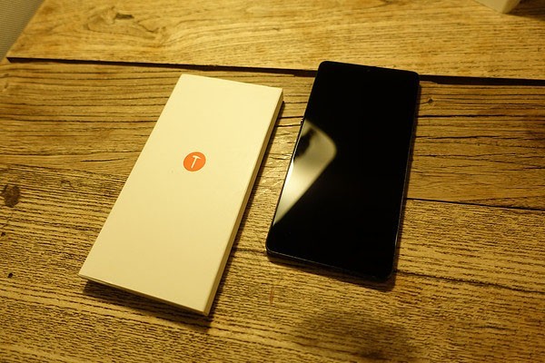 安卓里的一股清流：Smartisan 锤子科技 坚果 pro2 手机开箱