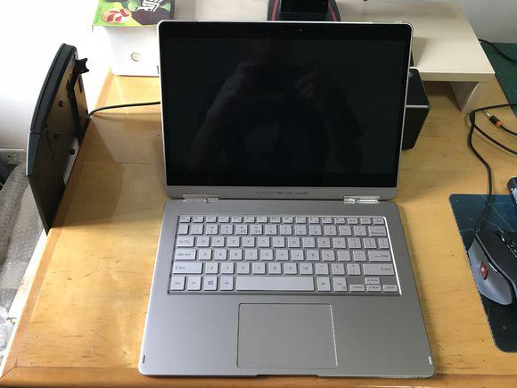 年轻人的第一次败家，保时捷笔记本开箱