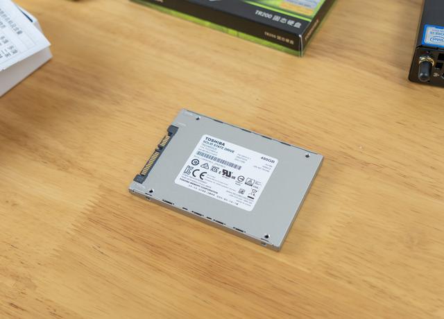 固态大跳水仓库盘走起，入手东芝TR200 480GB测评！
