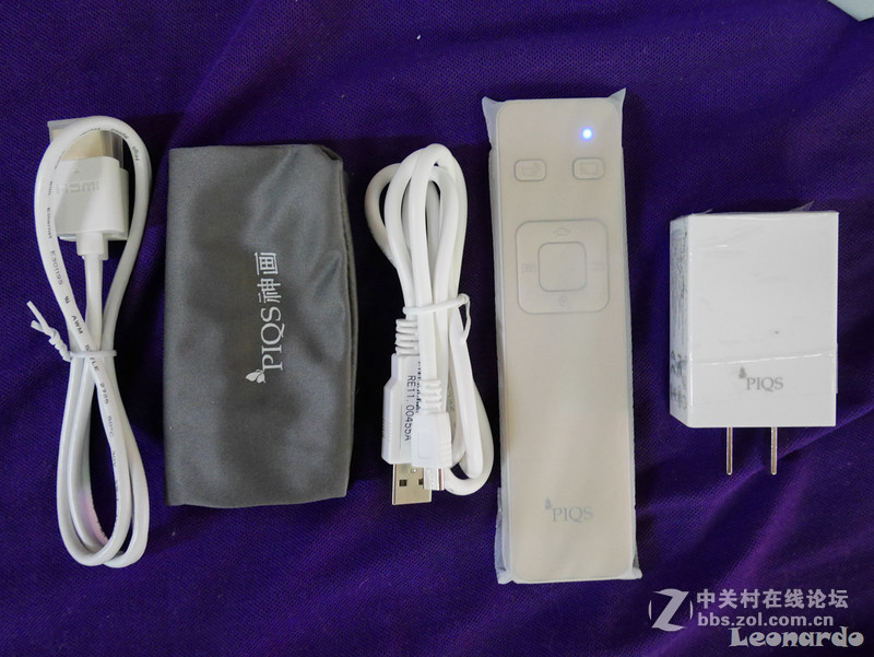 神画小媚：一款轻盈，灵巧，全能的随身投影电视