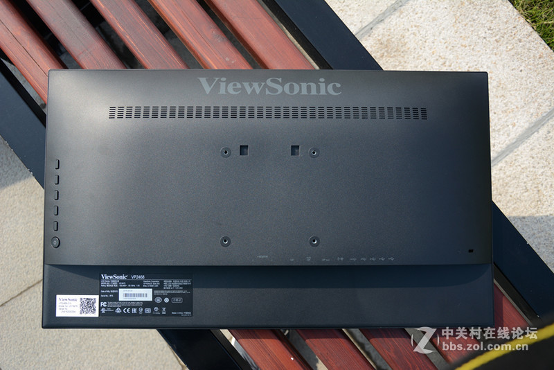 是否要考虑换一个显示器了