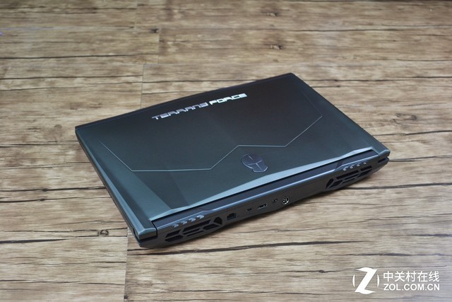 未来人类S6评测：一台文明用语游戏PC装备