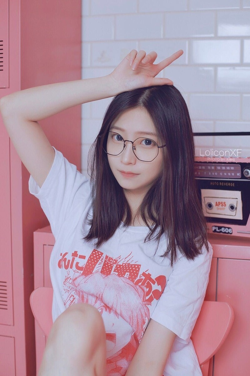 一加手机5自动被换壁纸，没方法修改过来，爆照