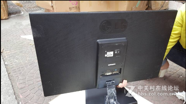 出27寸 IPS屏显示器带HDMI高清LG27EA33VA LED超薄超新2013年