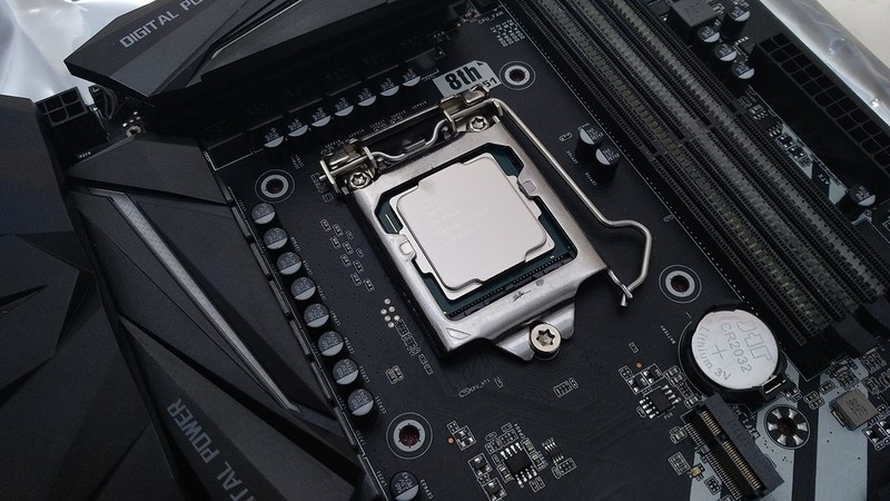 8700K上5.1G？—铭瑄 MS-iCraft Z370 Gaming 主板 开箱测试