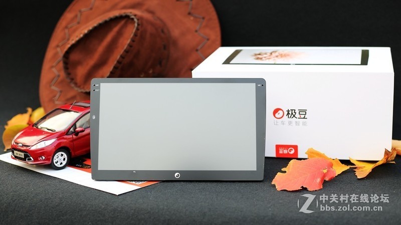 【极豆车机试用+初识大屏惹人爱，极豆D1S开箱】