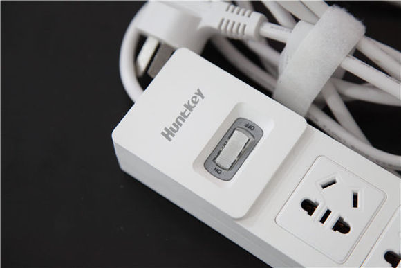 电子产品太多，发现插座不够了，扫吧