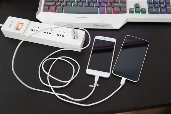 电子产品太多，发现插座不够了，扫吧