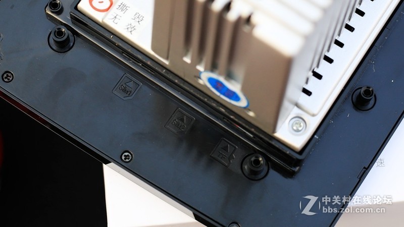 【极豆车机试用+初识大屏惹人爱，极豆D1S开箱】