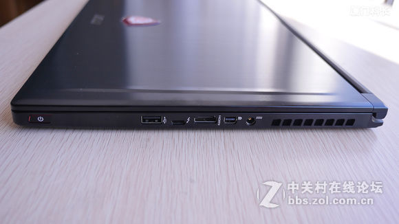 MSI/微星游戏本 GTX1050TI显卡超轻薄系列GS63 7RE-009CN评测