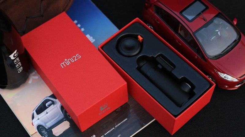 【新春试用+初识大眼睛盯盯拍mini2S】