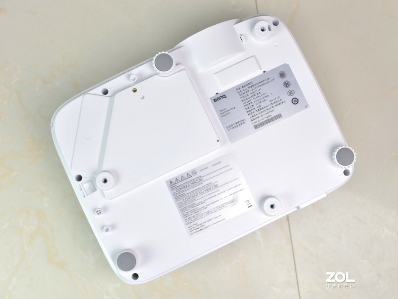 多种投屏全支持，商务伴侣，明基E580智能投影仪体验