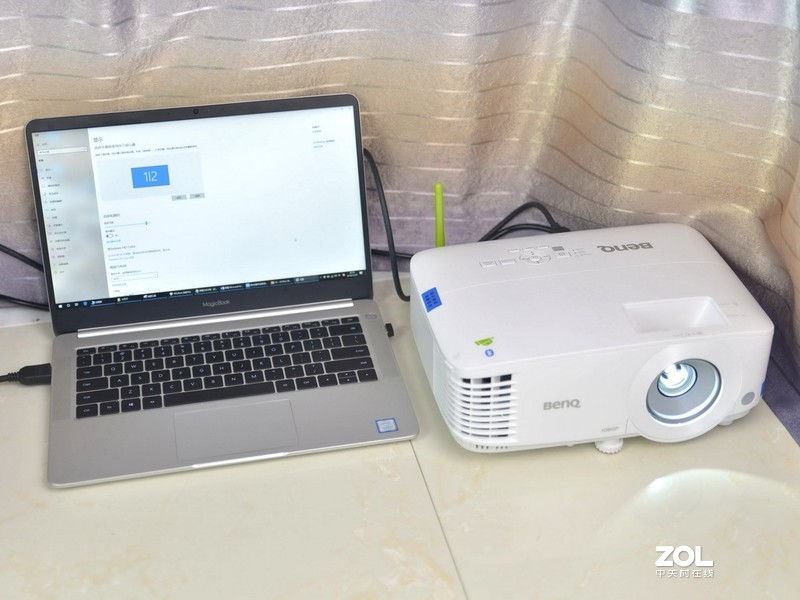 多种投屏全支持，商务伴侣，明基E580智能投影仪体验
