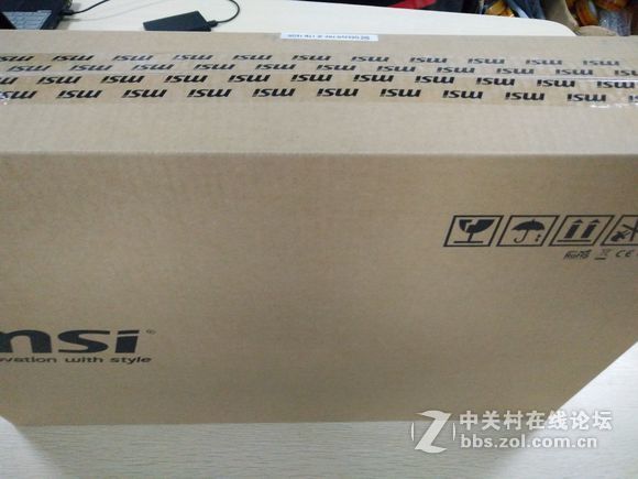 微星GS63VR 7RF-258开箱升级1TB固态32G内存