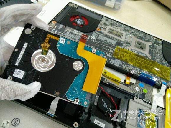 微星GS63VR 7RF-258开箱升级1TB固态32G内存
