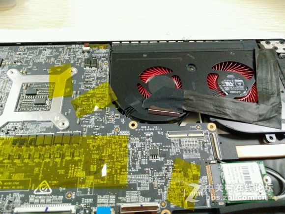 微星GS63VR 7RF-258开箱升级1TB固态32G内存