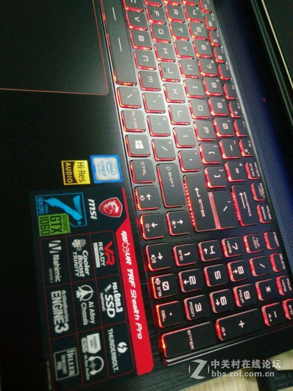 微星GS63VR 7RF-258开箱升级1TB固态32G内存