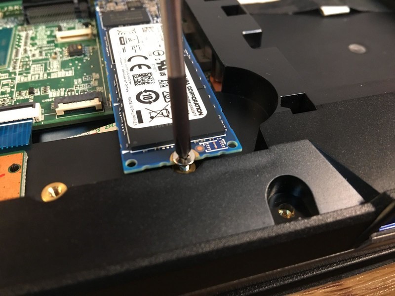 【搞机作战室】机械师F117-F1KB固态硬盘安装升级教程