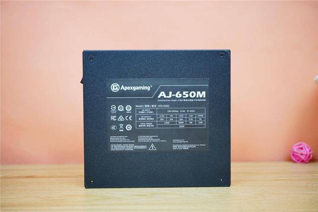 艾湃电竞出新品，采用全日系电解电容，依然主打性价比！