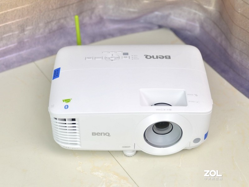 多种投屏全支持，商务伴侣，明基E580智能投影仪体验