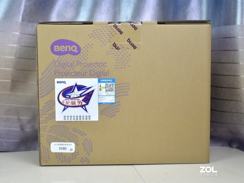 多种投屏全支持，商务伴侣，明基E580智能投影仪体验