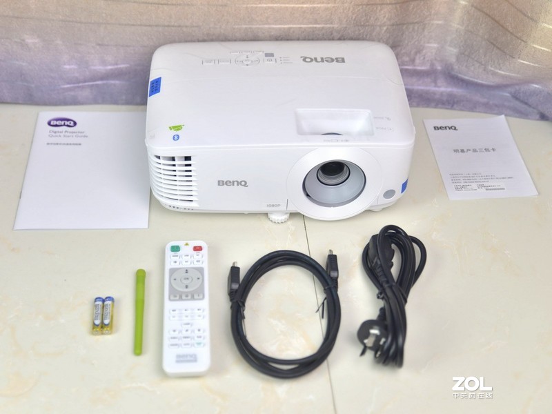 多种投屏全支持，商务伴侣，明基E580智能投影仪体验