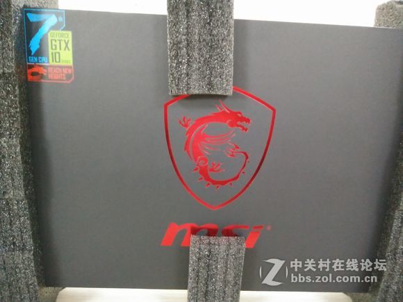微星GS63VR 7RF-258开箱升级1TB固态32G内存