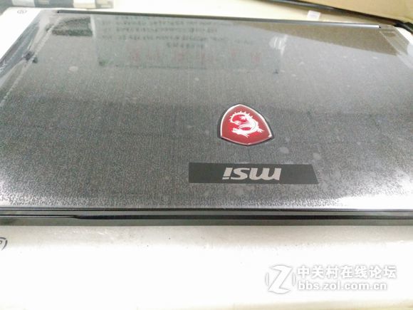 微星GS63VR 7RF-258开箱升级1TB固态32G内存