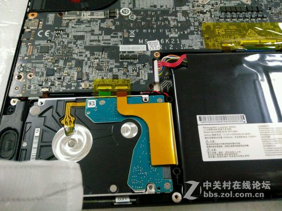 微星GS63VR 7RF-258开箱升级1TB固态32G内存
