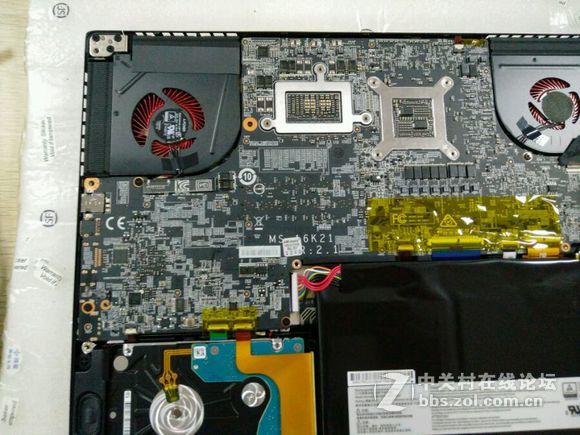 微星GS63VR 7RF-258开箱升级1TB固态32G内存