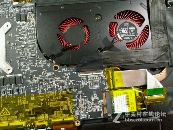 微星GS63VR 7RF-258开箱升级1TB固态32G内存