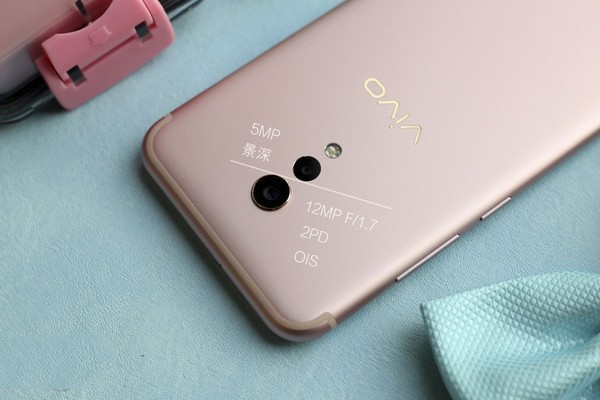 vivo Xplay6体验:这旗舰飙起车来,iPhone党都着迷