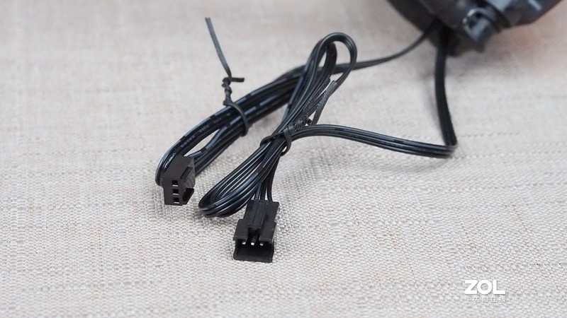 如镜般幻彩炫丽——超频三 凌镜 GI-CX240 一体式水冷开箱简测