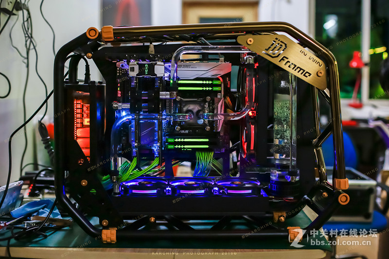 迎广第二款概念机箱D-Frame 2.0水冷方案